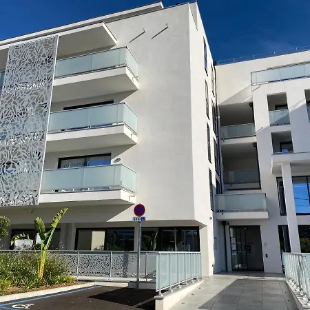 Lagrange Apart'Hotel Antibes Olympie-3
