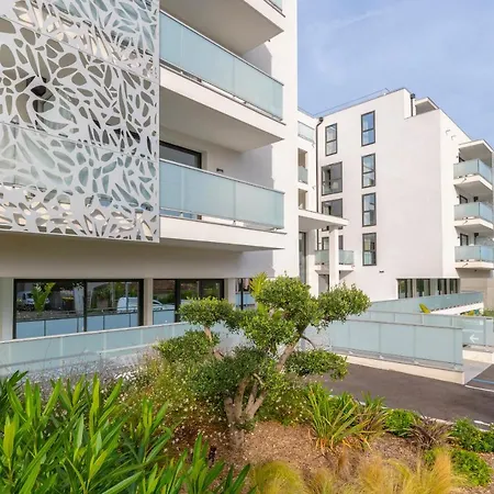 Lagrange Apart'Hotel Antibes Olympie-2
