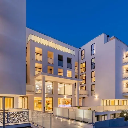 Lagrange Apart'Hôtel Antibes Olympie-3